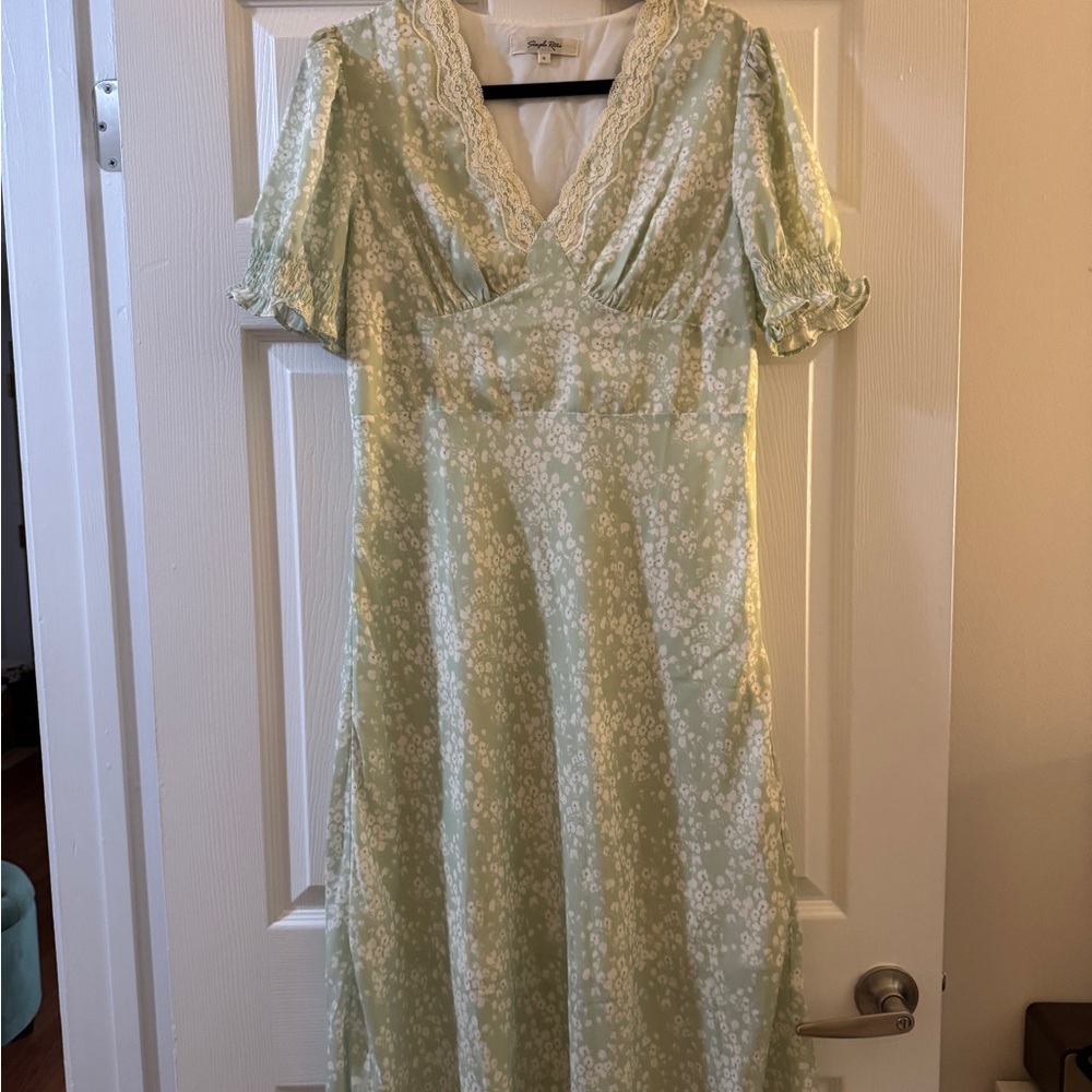 Elegant Green Floral Dress